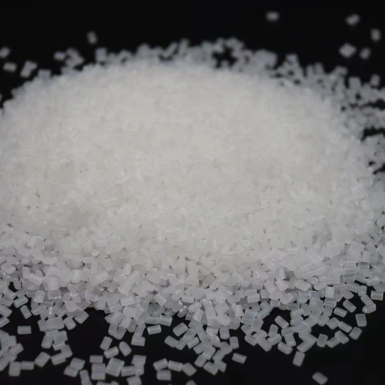 Материал одноразовых пластиковых чашек для чая с молоком