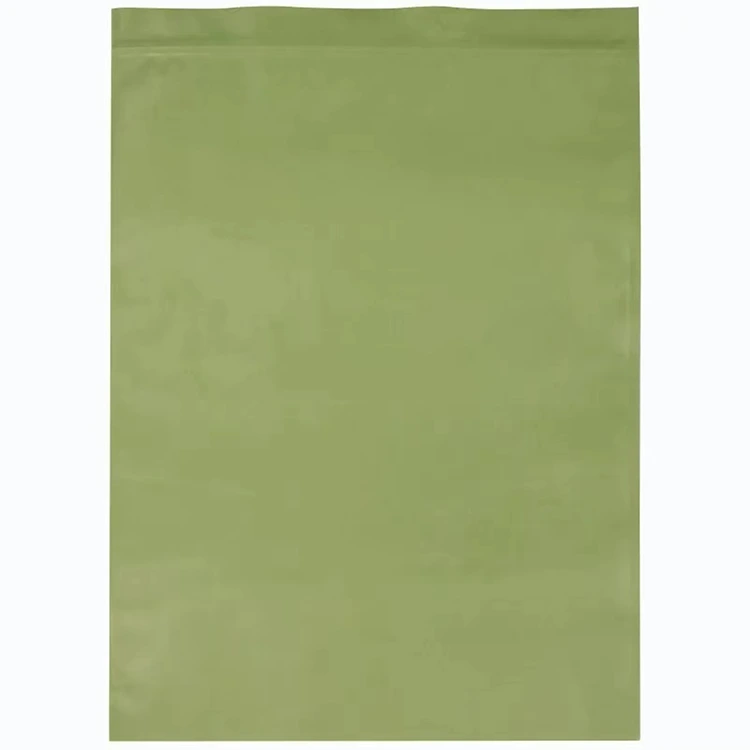 Устойчивый к УФ-излучению биоразлагаемый композитный материал для мешков